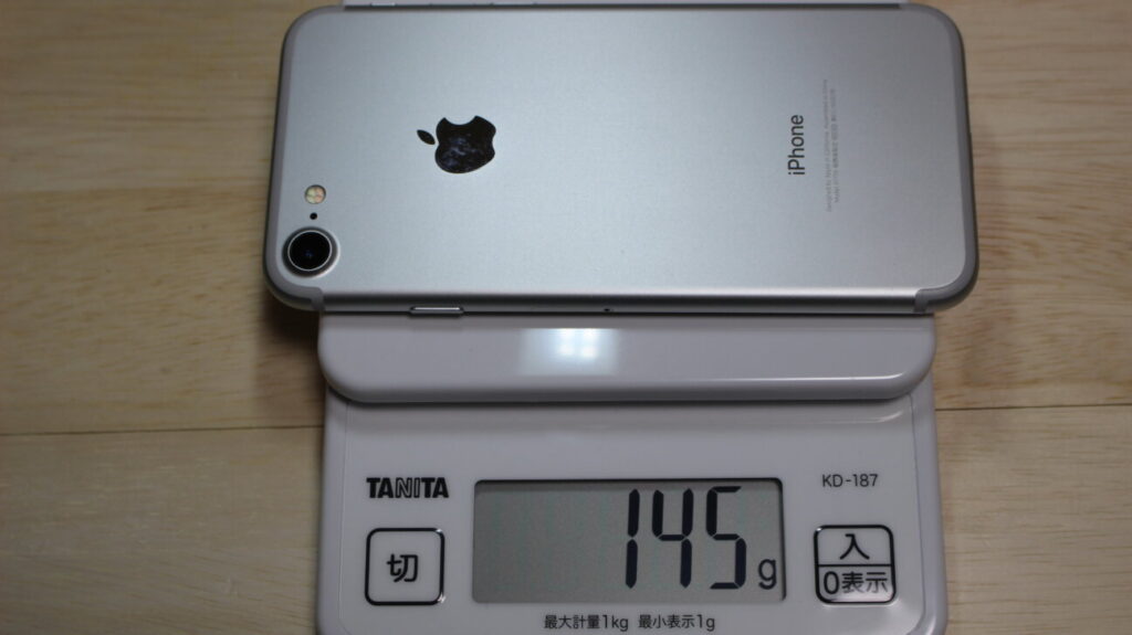 iPhone 7の重さ