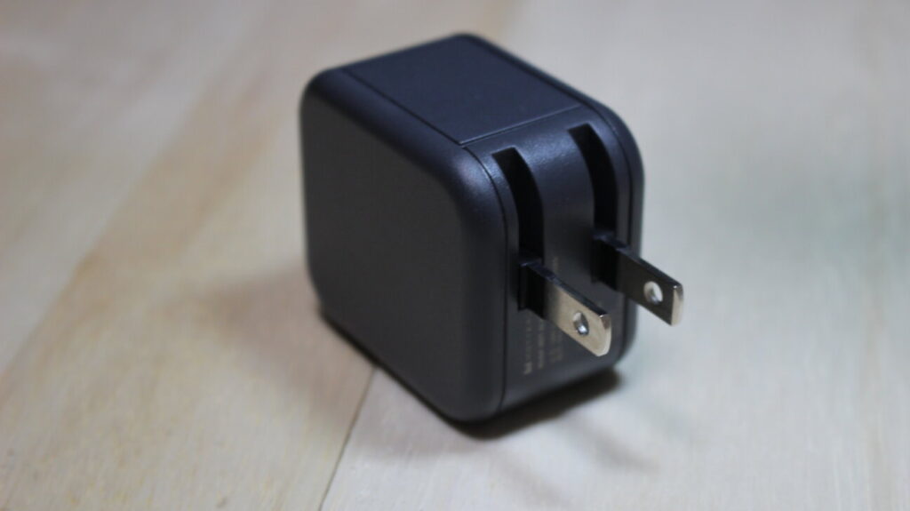 「MOTTERU 2Port USB Charger(MOT-AC48U2)」