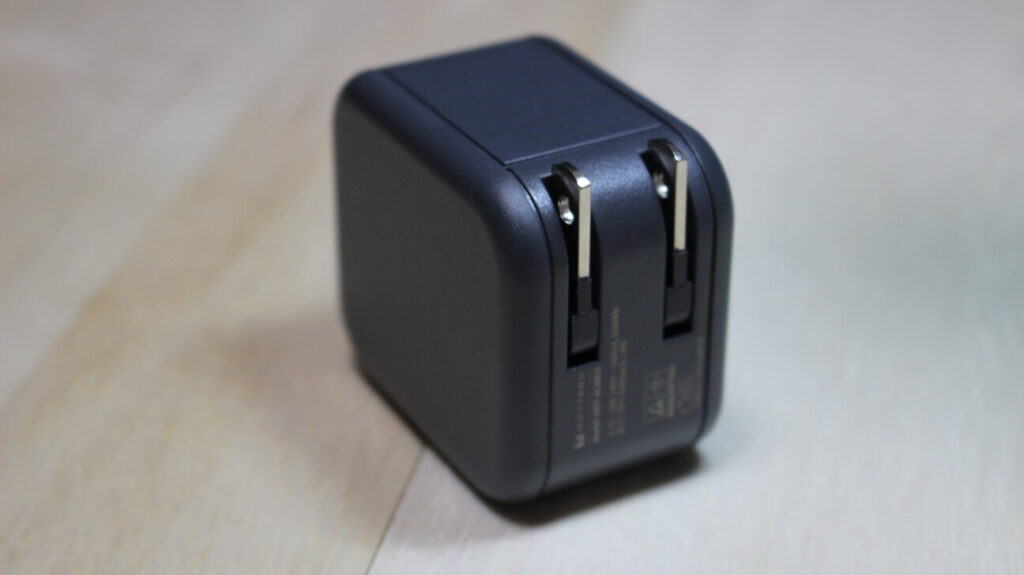 「MOTTERU 2Port USB Charger(MOT-AC48U2)」