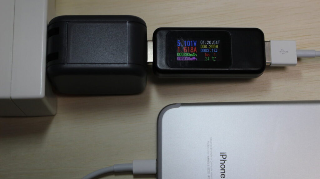 「MOTTERU 2Port USB Charger(MOT-AC48U2)」の出力